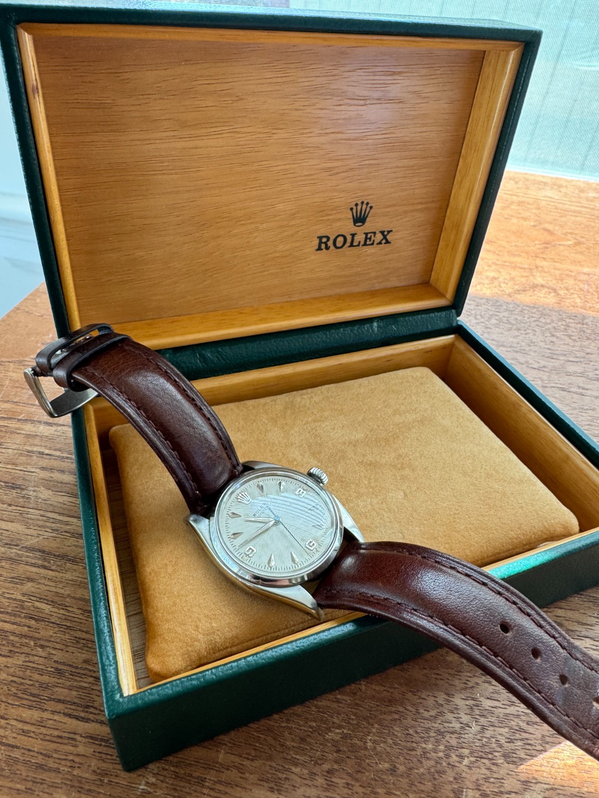 Rolex 6422 Chevron Cross Hair Dial 34mm Watch in Great Condition Vintage 1958