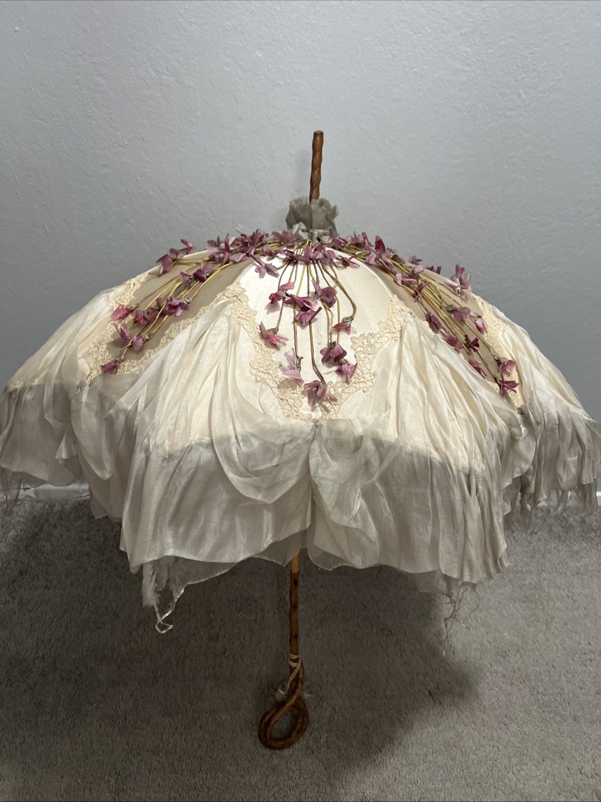 Antique 1840-1865 Queen Victoria Era Silk, Lace Parasol Museum Collection Piece