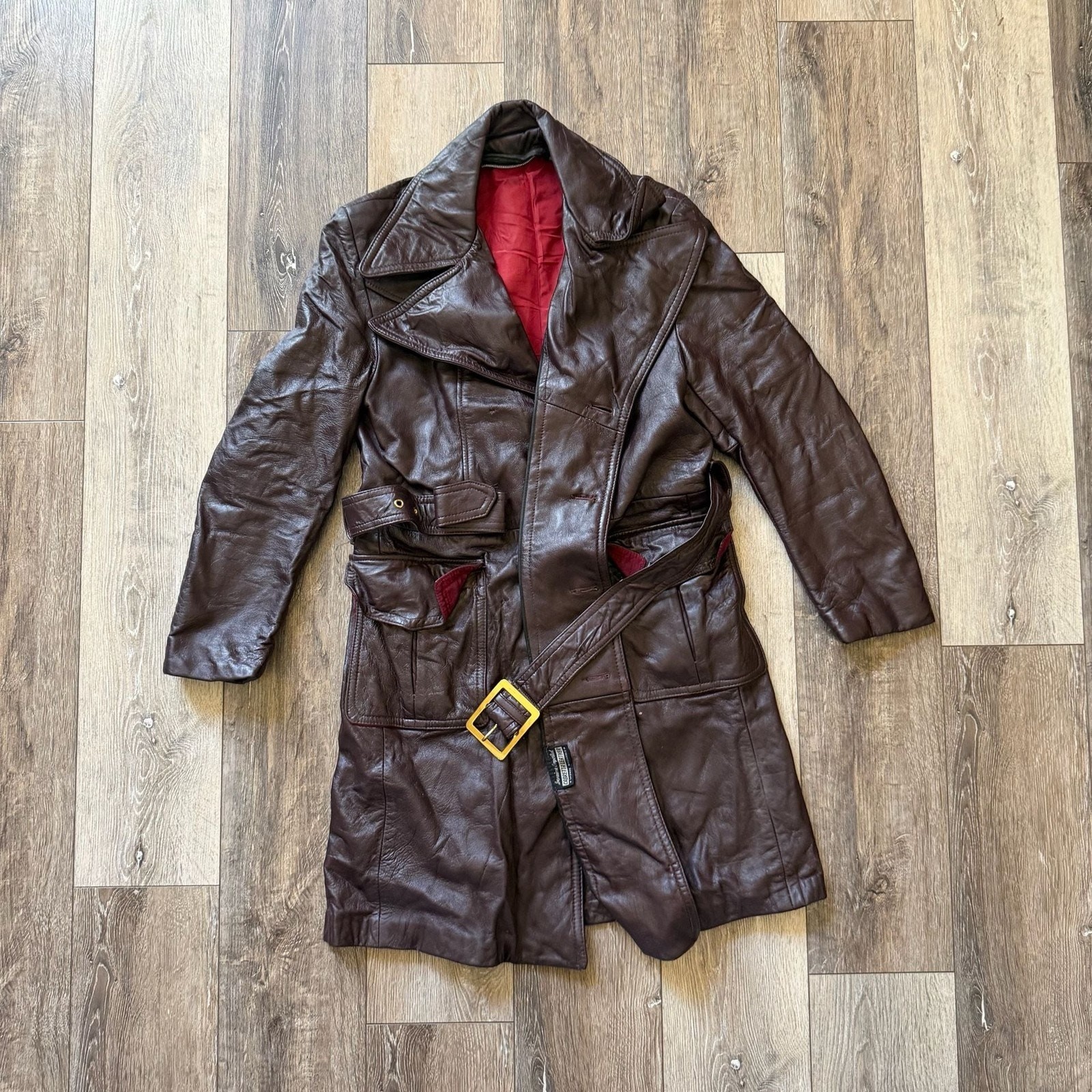 Trench Coat Hunting in Milan