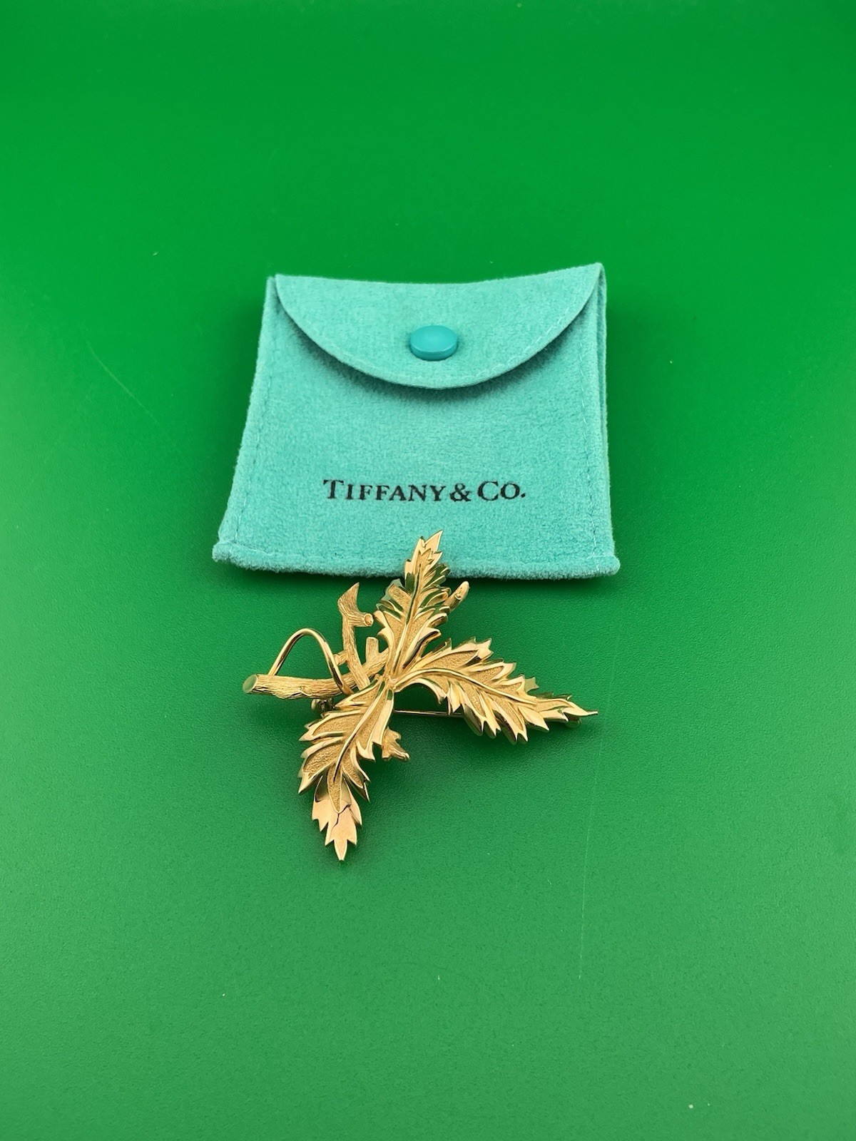 Vintage Tiffany & Co Schlumberger 18k/750 Large Leaf Brooch -Free Shipping