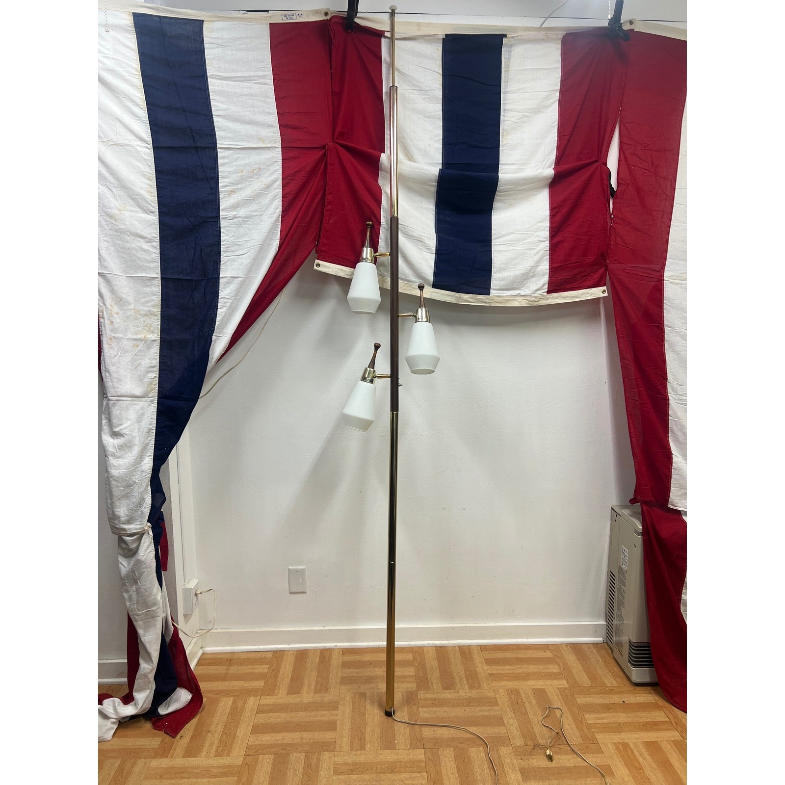 Vintage Tension Pole FLOOR LAMP mid century modern light retro gold glass shade