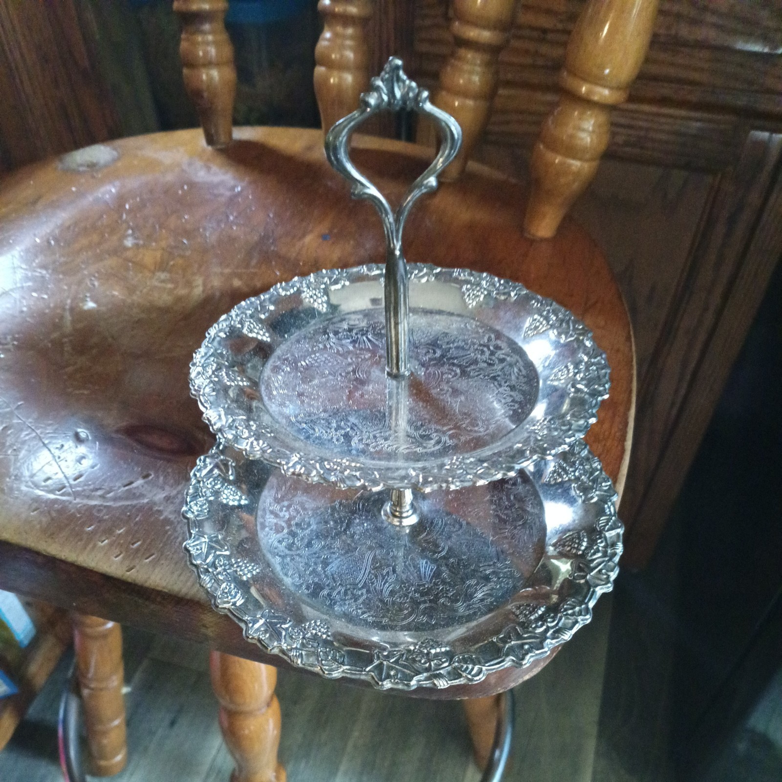 Vintage Italian Silver-plated 2 Tier Serving Tray Scalloped Victorian