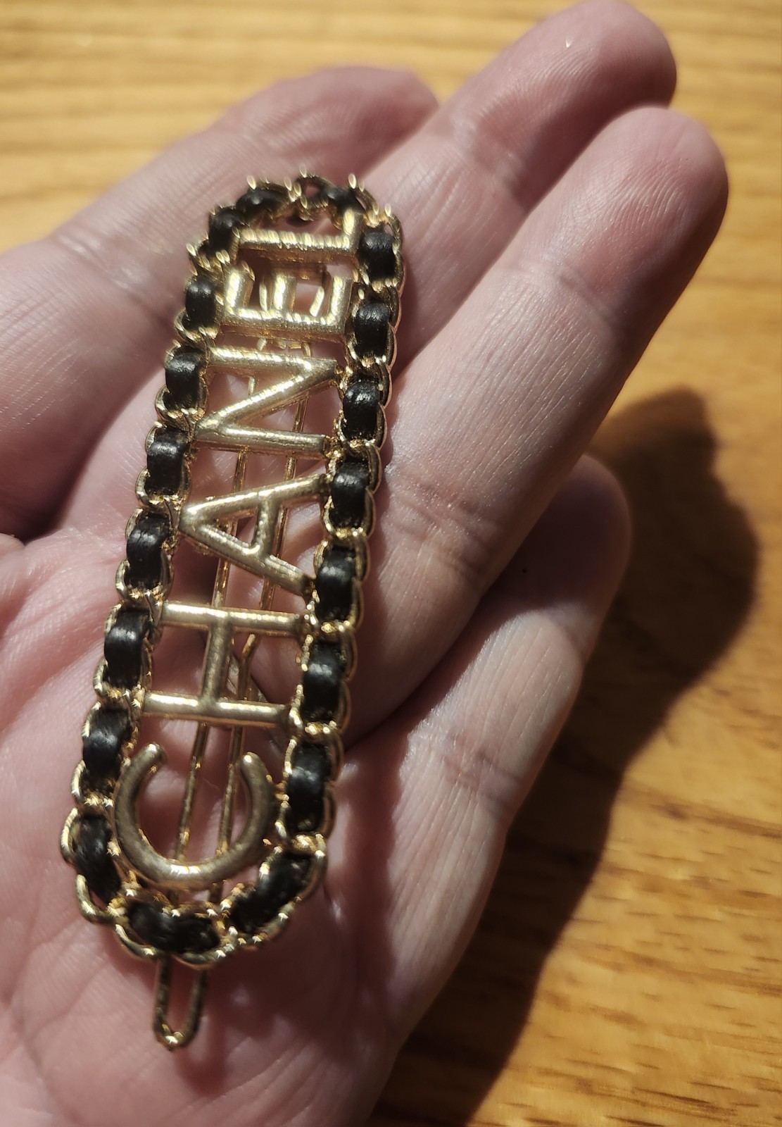 New Rare Chanel Beaute VIP Chain Black Gold CHANEL BARRETTE Vintage 
