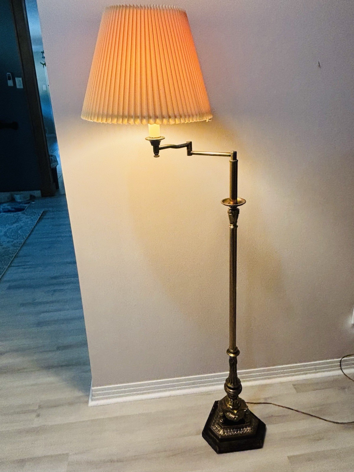 Vintage Brass Floor Lamp Swing Arm Ornate 61” Tall Tested Works