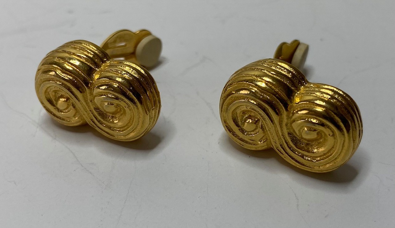 Vintage Givenchy Paris/NY Logo Gold Tone Clip-on Earrings, Free Shipping !