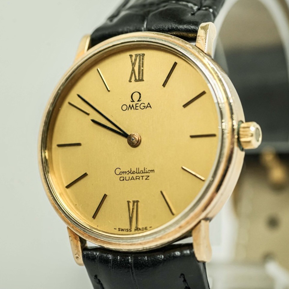 Vintage 1979 OMEGA Constellation Cal.1330 Quartz Gold Roman Push Crown 32mm Mens
