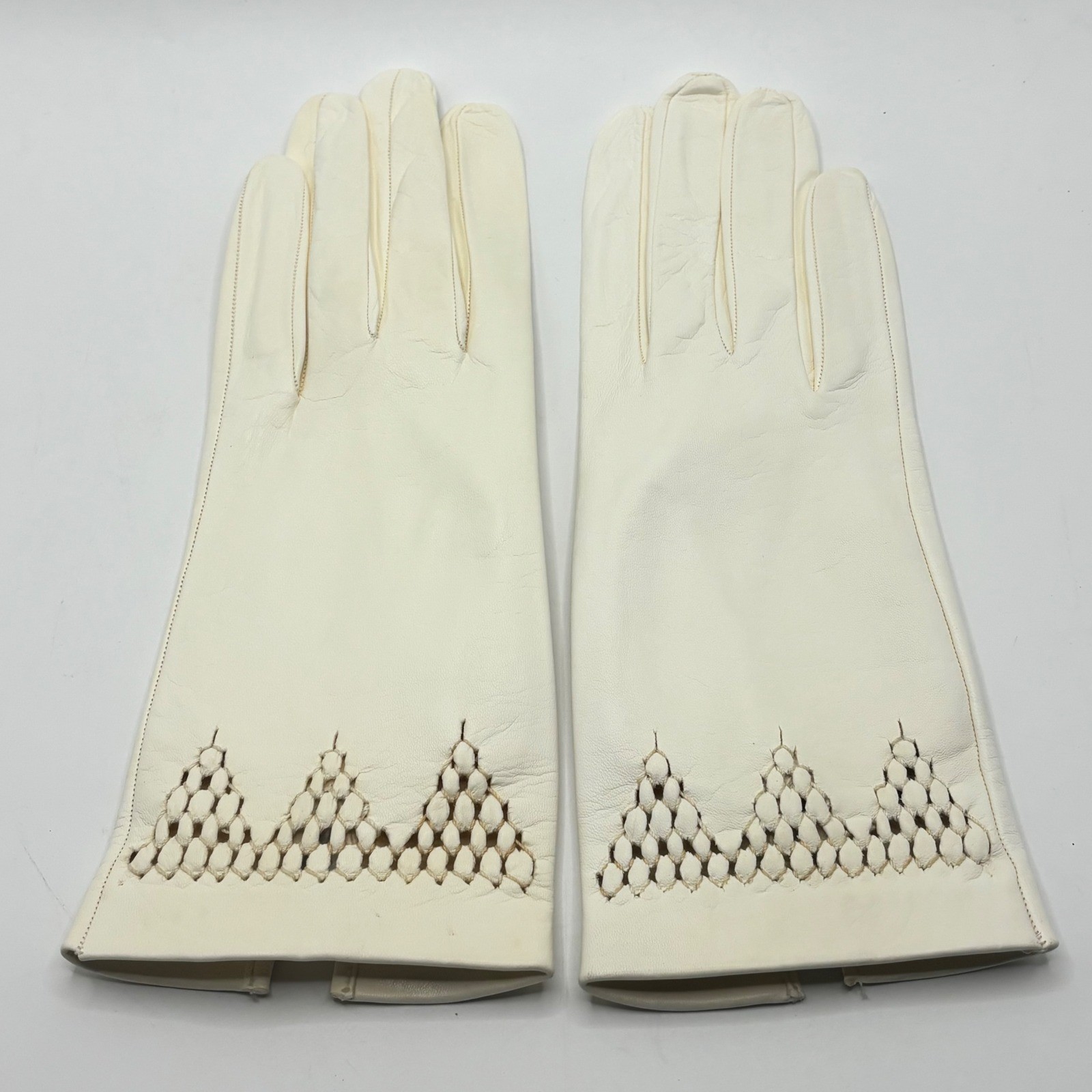 Vintage Cream Kid Leather Gloves Lattice Cutout Cuff Mid Century White Ivory