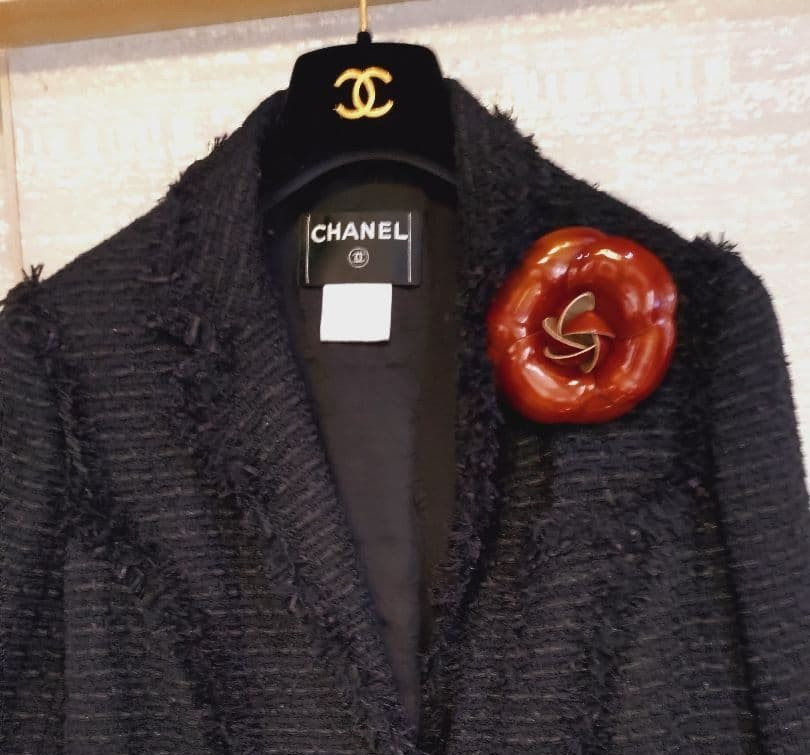 CHANEL Camellia Brooch Patent Leather Flower 9.5cm Vintage Authentic