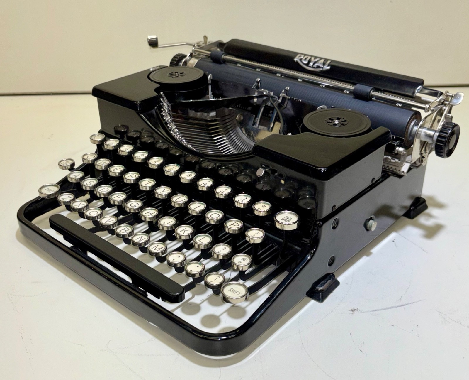Antique 1933 Royal Model O Vintage Typewriter #OT 334851