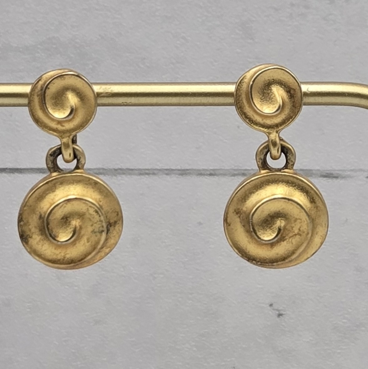 Givenchy Vintage Gold Tone Spiral Swirl Dangle Drop Earrings Signed 448