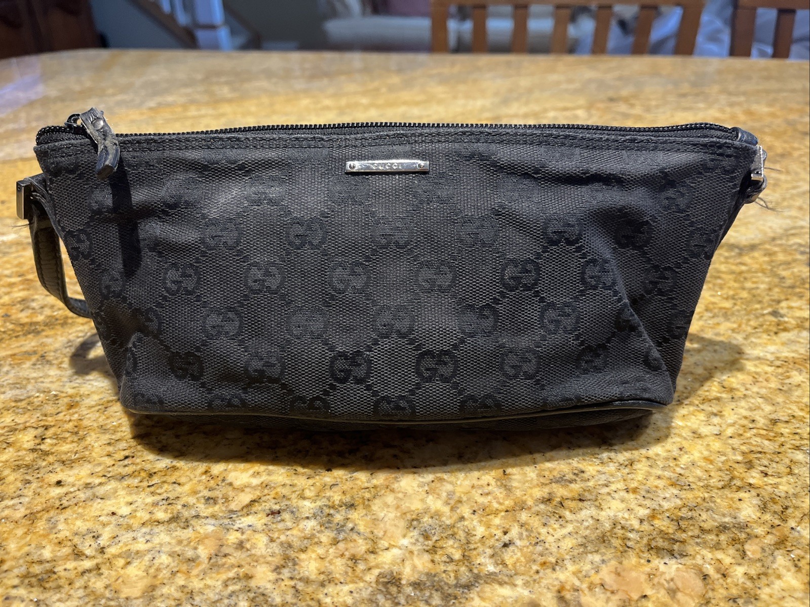 Gucci Women’s Black GG Monogram Canvas Boat Pocketed Vintage Bag Purse