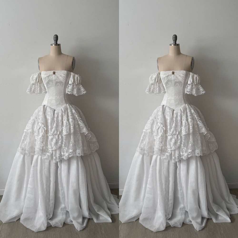 How to Buy an Old Wedding Dress in Paris