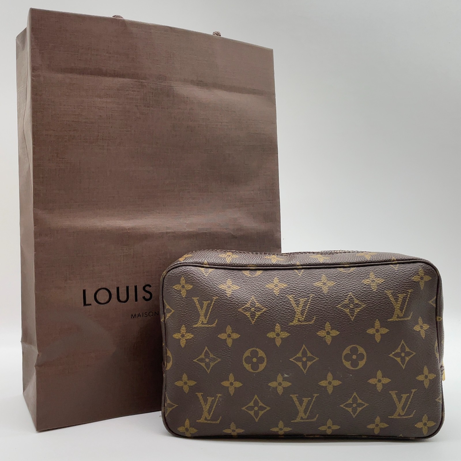 Auth Louis Vuitton Monogram Trousse Toilette 23 M47524 ClutchBag W/Bag IJE090160