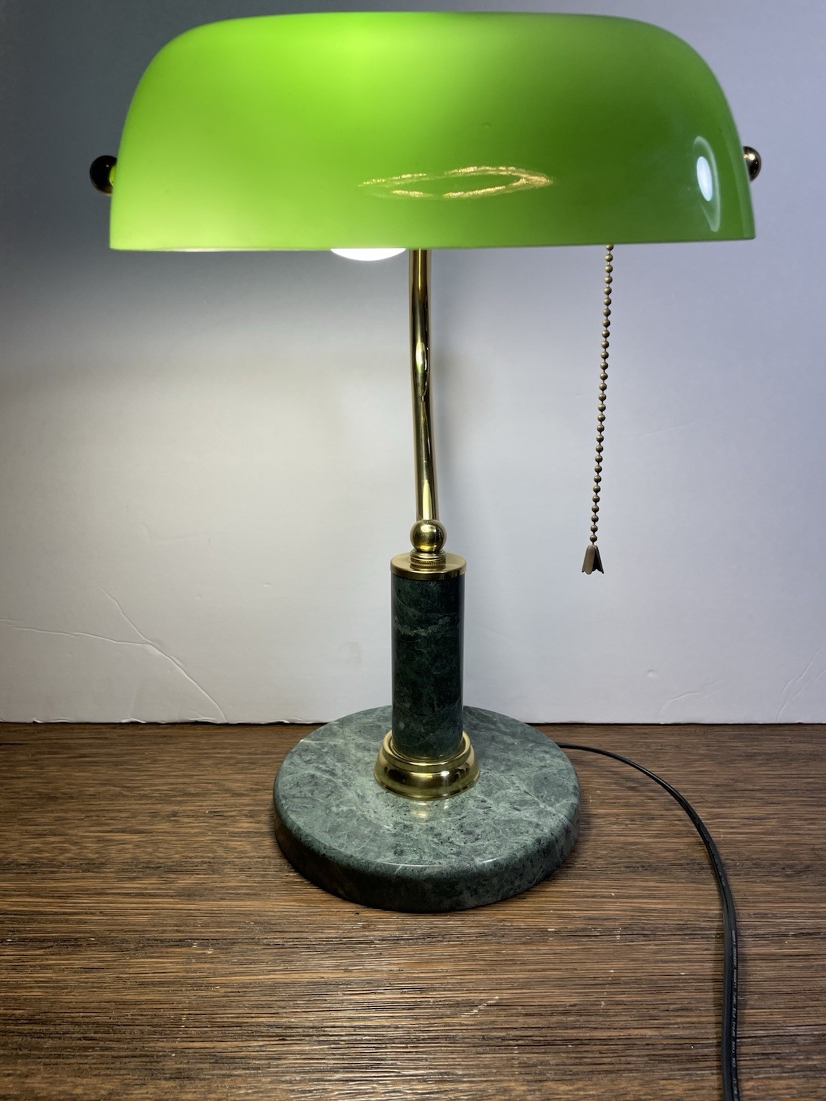 Vintage Bankers Desk Lawyer Lamp Brass Green Shade Glass Marble Base Pull Chain