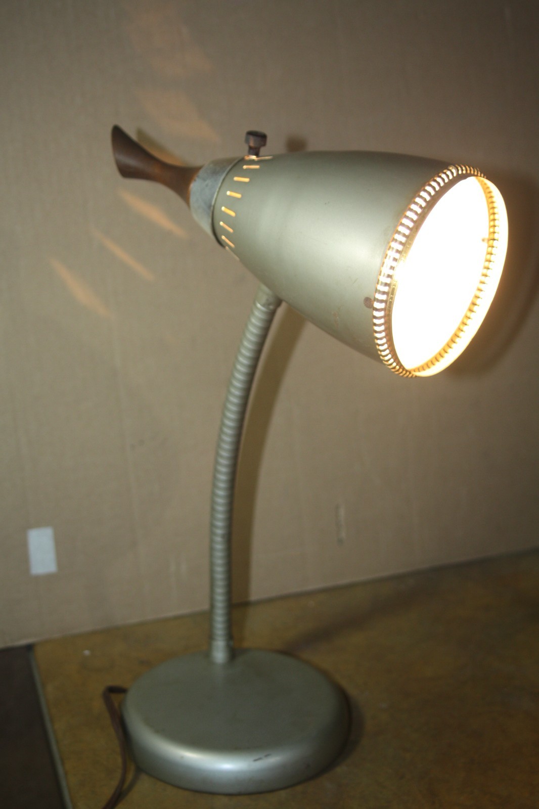 Vintage Mid Century Metal Gooseneck Desk Lamp w/ Brass & Wood Accents - Works