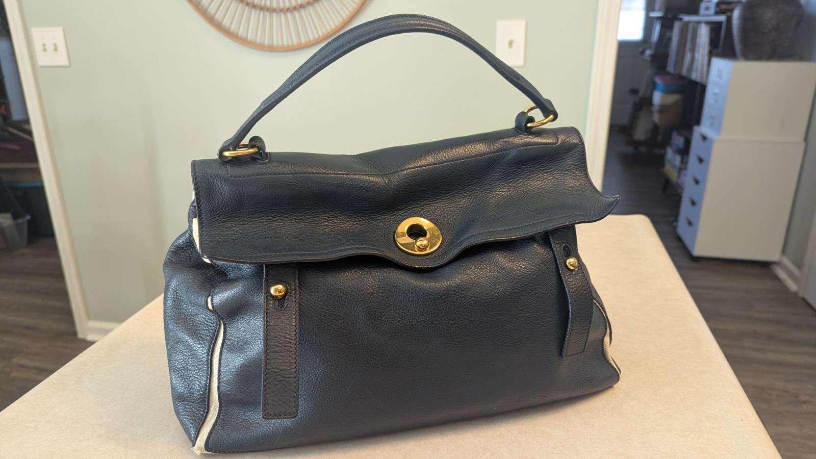 Yves Saint Laurent Muse Leather Handbag Black Women's Pre-owned From Japan