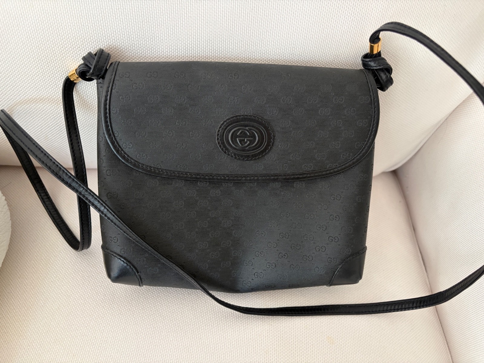 AUTHENTIC VINTAGE GUCCI BLACK GG MONOGRAM LOGO CROSSBODY SHOULDER BAG PURSE S Sh