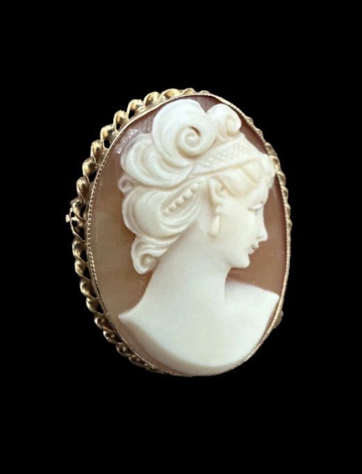 Vintage 10k Gold Cameo Brooch Or Pendant