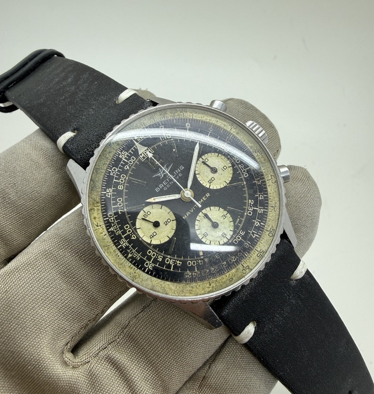 Breitling Navitimer Vintage Stainless Steel Manual Wind Leather Strap Watch 806