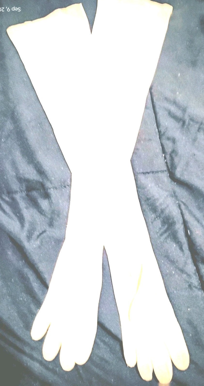 24 inch White Kid leather gloves. Excellent Vintage Sz 7 1/2 Wedding Formal
