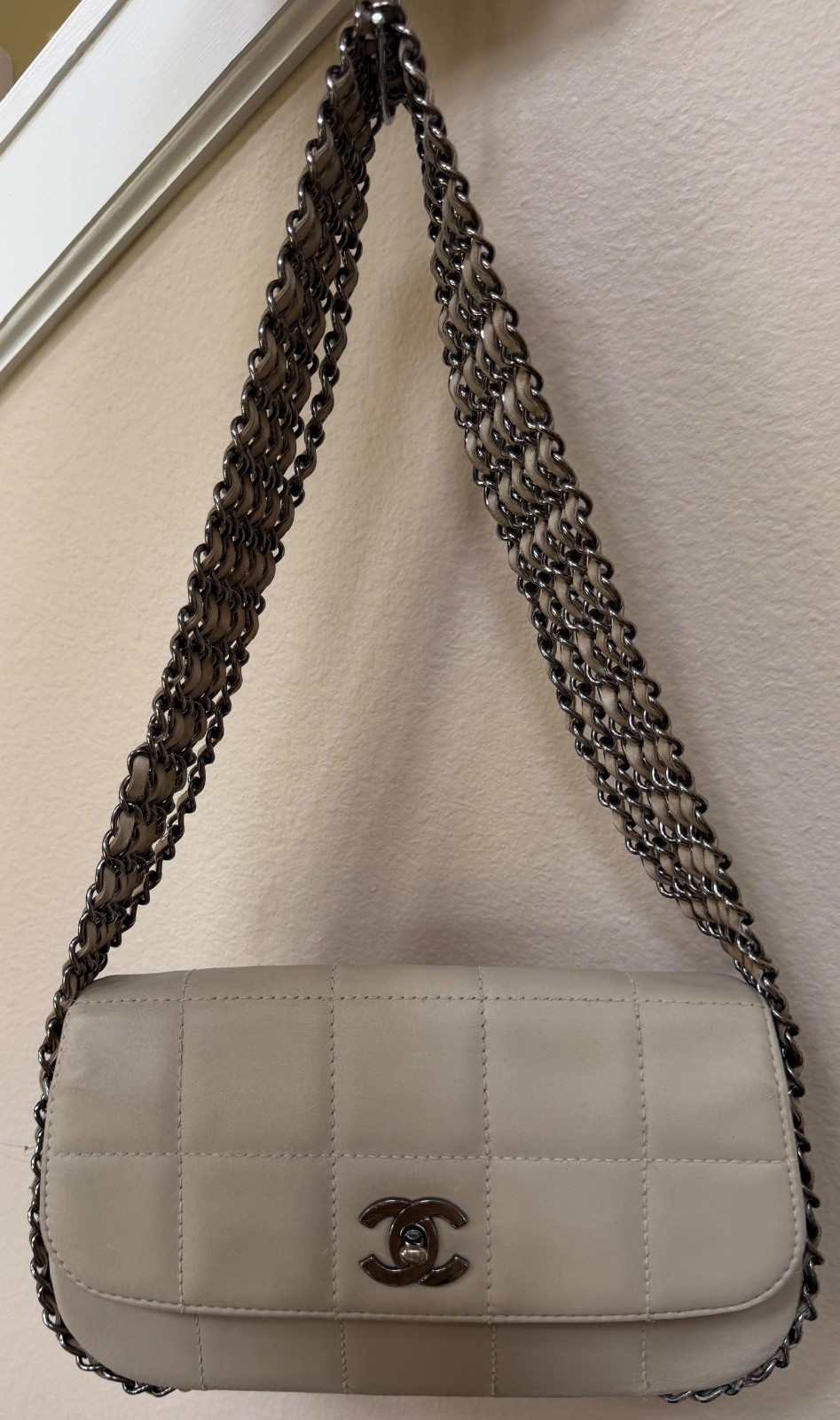 Vintage Chanel White Leather Square Quilt Multi-Chain Flap Bag - As-Is / Repaint