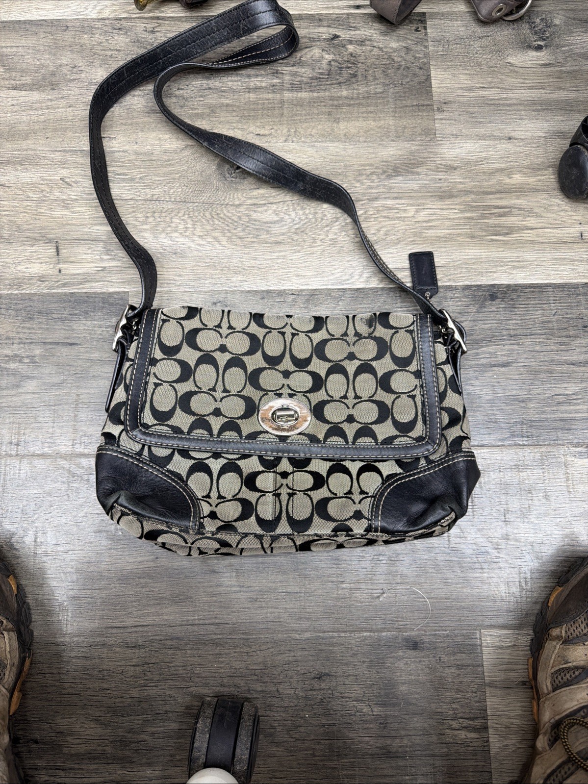 How to Buy a Vintage Designer Bag in Paris