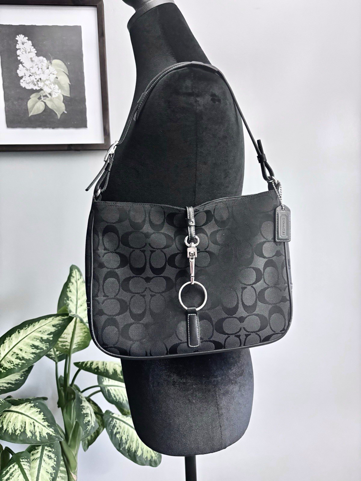 Styling a Vintage Bag in Barcelona