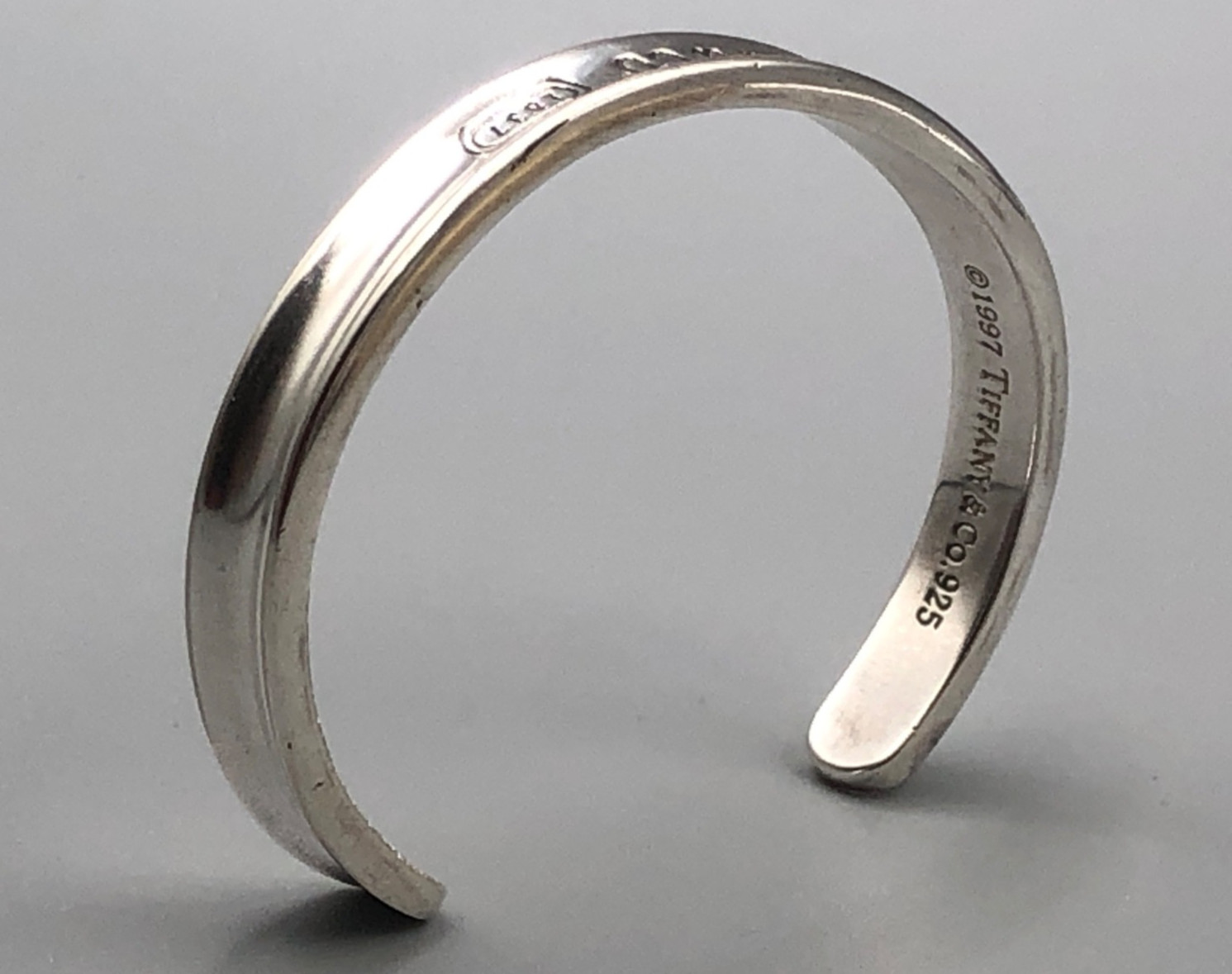VINTAGE TIFFANY & CO STERLING SILVER 1837 CONCAVE 1997 CUFF BRACELET SIZE 5 1/2"