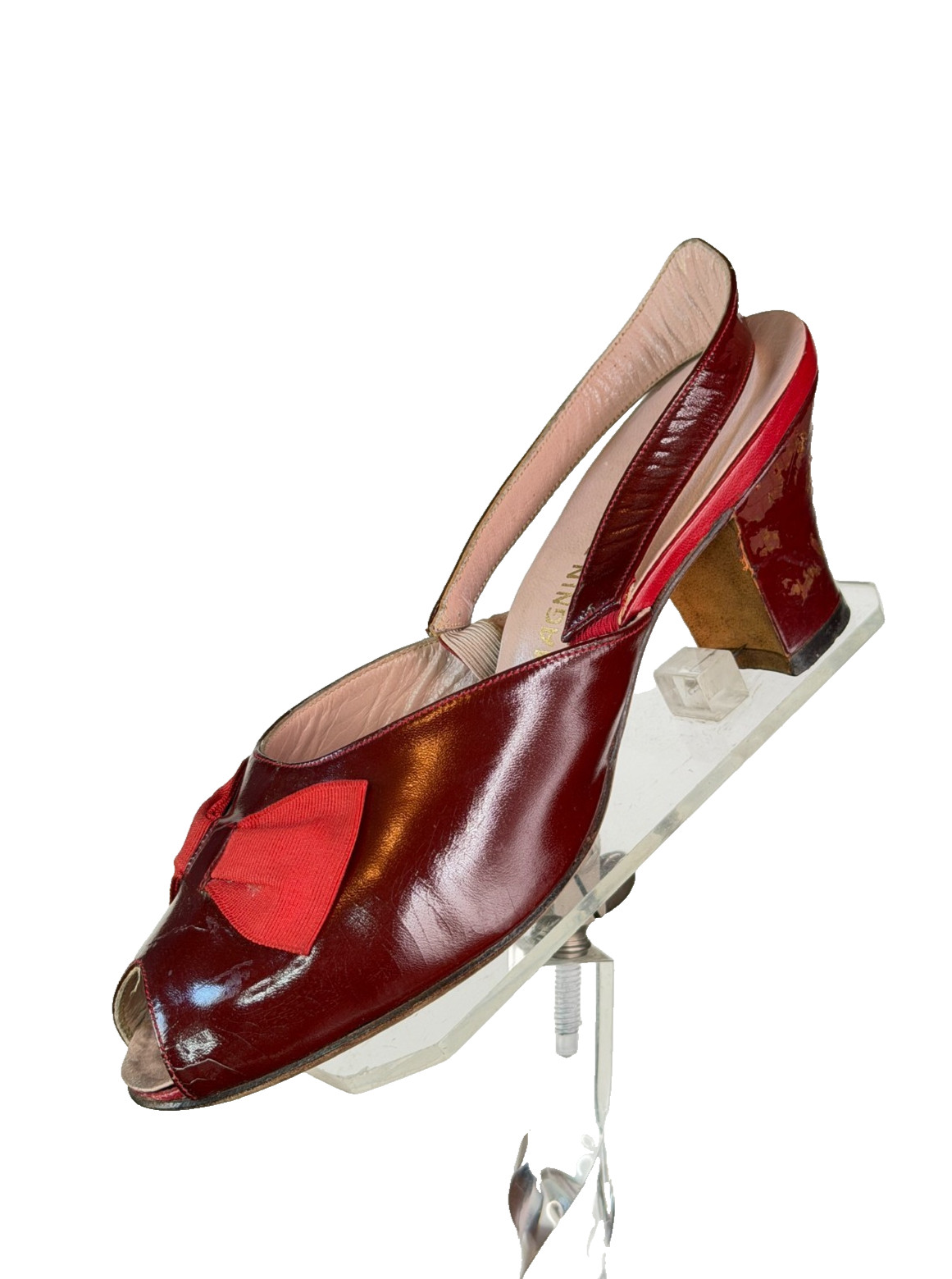Berlin's Vintage Heels: A Step Back in Time
