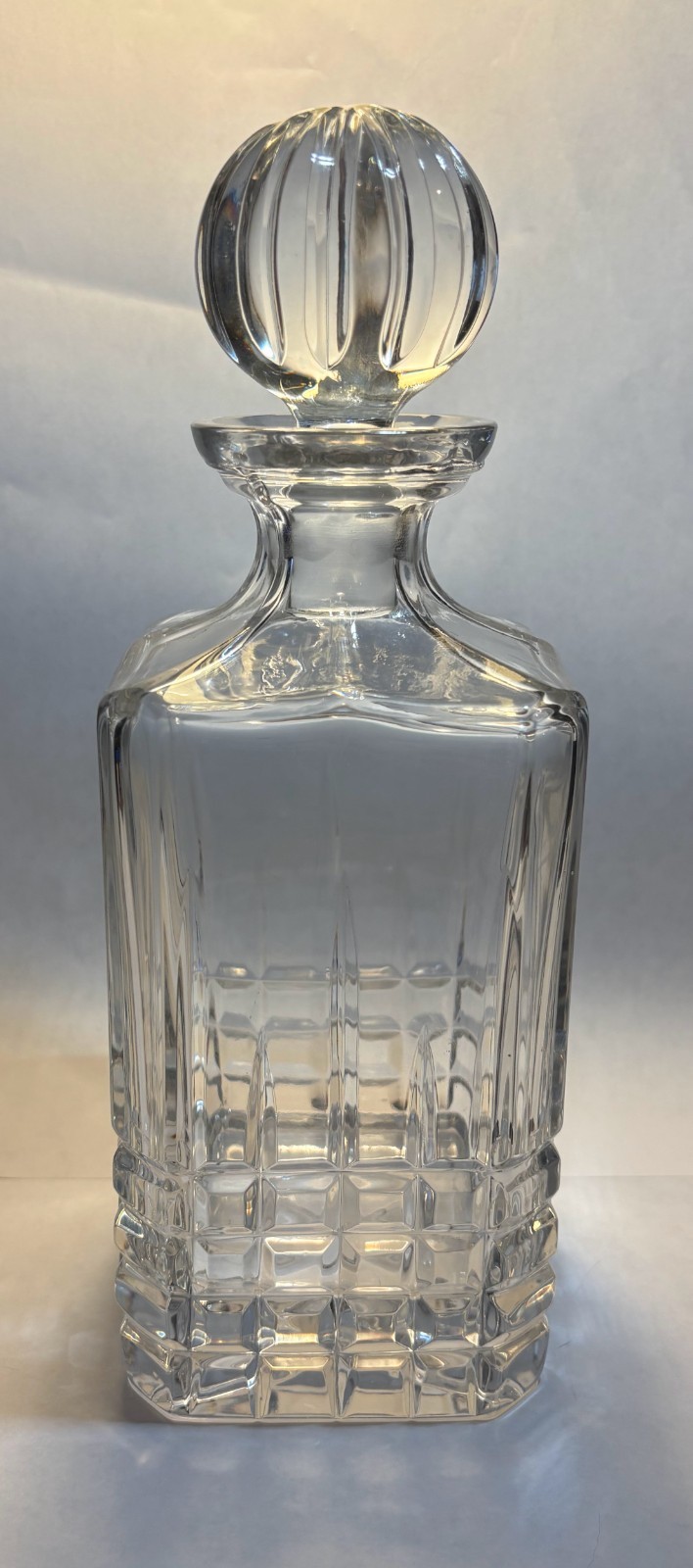Vintage 10" Crystal Square Grid Cut Decanter – Cut Glass Whiskey Liquor Bottle