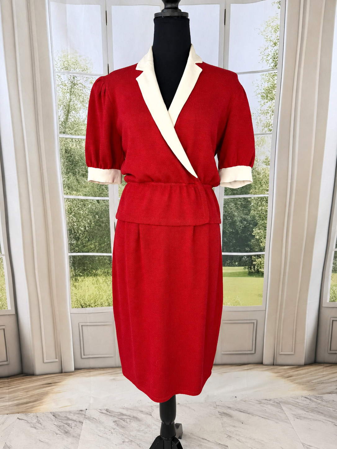 Vintage St John Marie Gray Red White Wrap Style Knit Skirt Suit Set Size 4