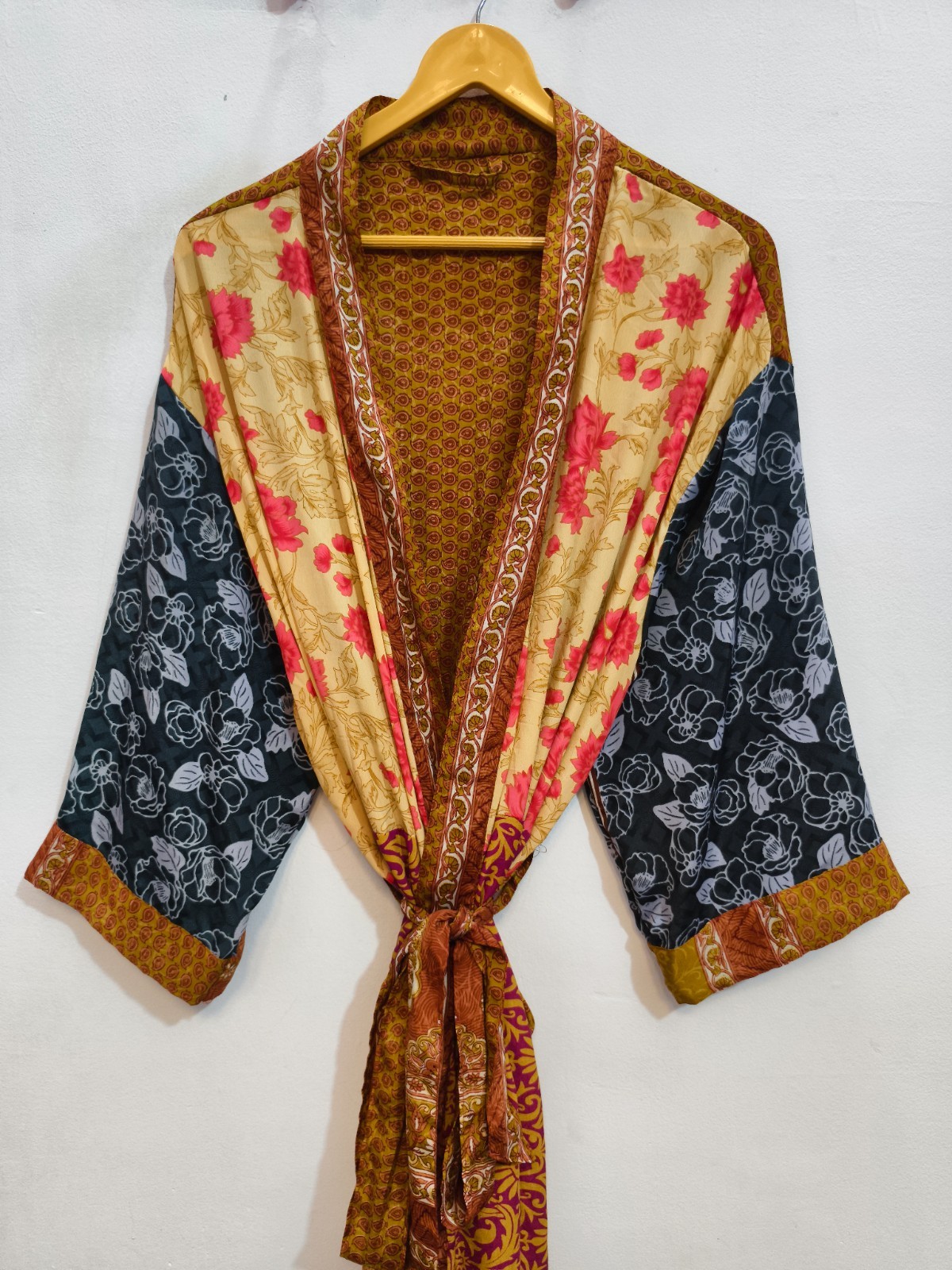 Vintage Sari Silk Kimono Robe,Woman's Summer Sari Silk Kimono, Beach Wear B-42